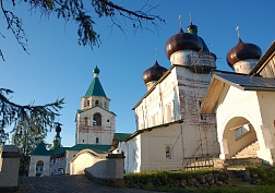 Гости обители