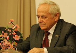 Встреча емецких школьников с архангельским журналистом Встреча емецких школьников с архангельским журналистом